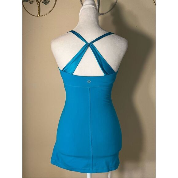 Lululemon Practice Daily Tank in Surge / Teal Size 4 - Picture 2 of 6
